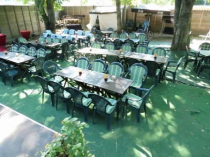照片: RevueTheater Am Palmengarten